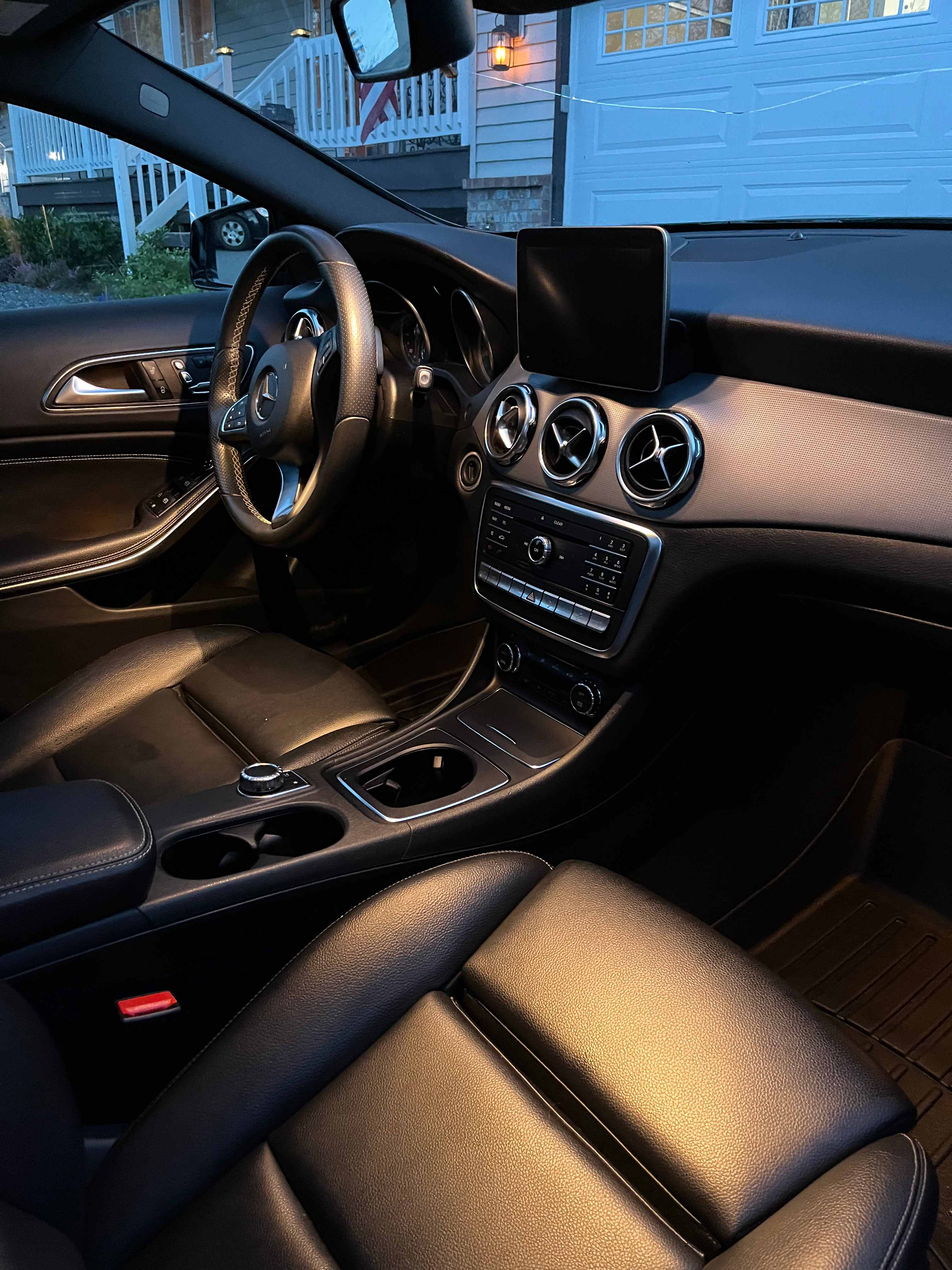 Immaculate Mercedes interior detailing with leather care